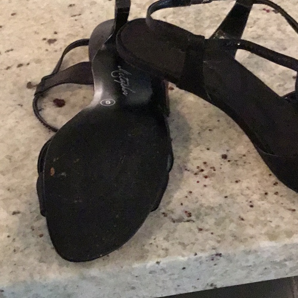 Shoes - Picture 3 of 3